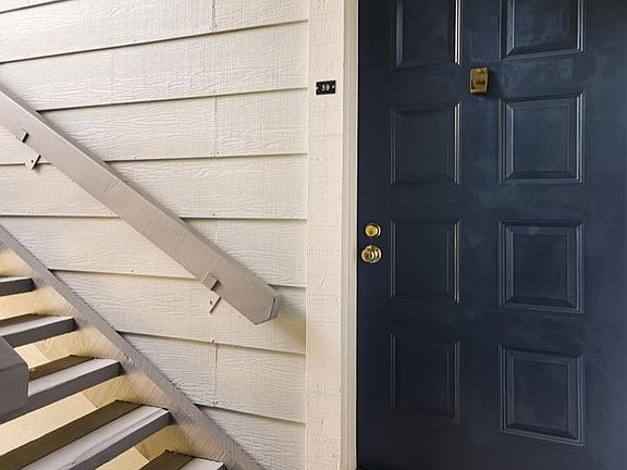 2nd image of 938 Clark Ave APT 39