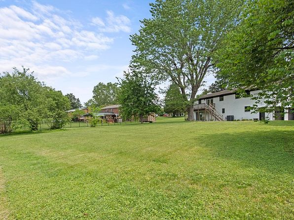 901 Tampa Rd, Knoxville, TN 37923