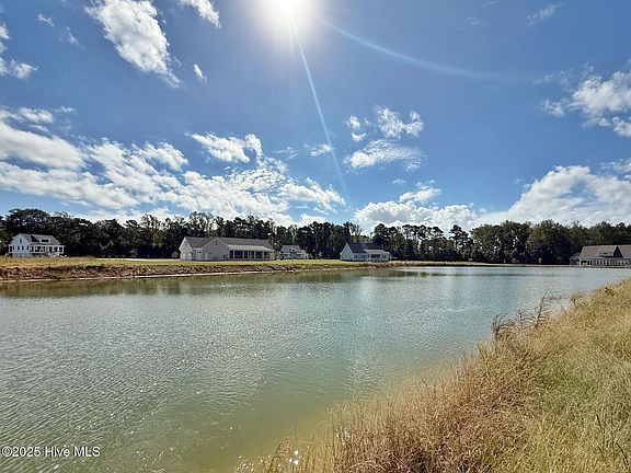 4th image of 727 W Burton Farm Drive LOT 318 + 319