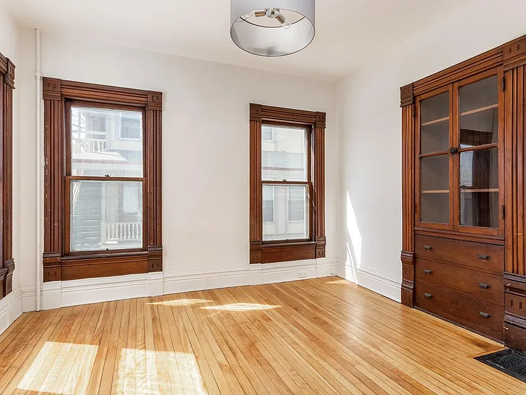 32 Orchard Ter #1B — Photo 4