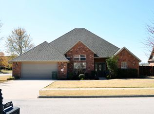 4201 W Kynleigh Pl, Fayetteville, AR 72704