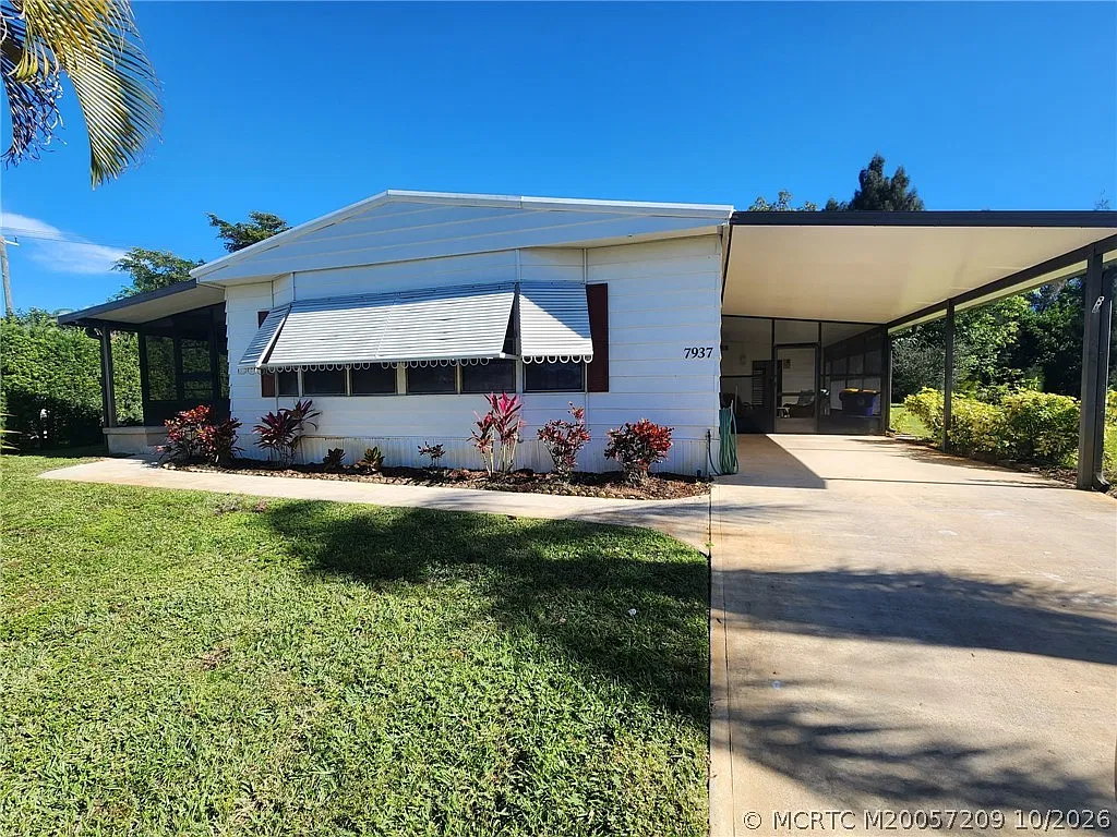 2 bed, 2.0 bath, 1471 sqft, $3,250 — Photo 1