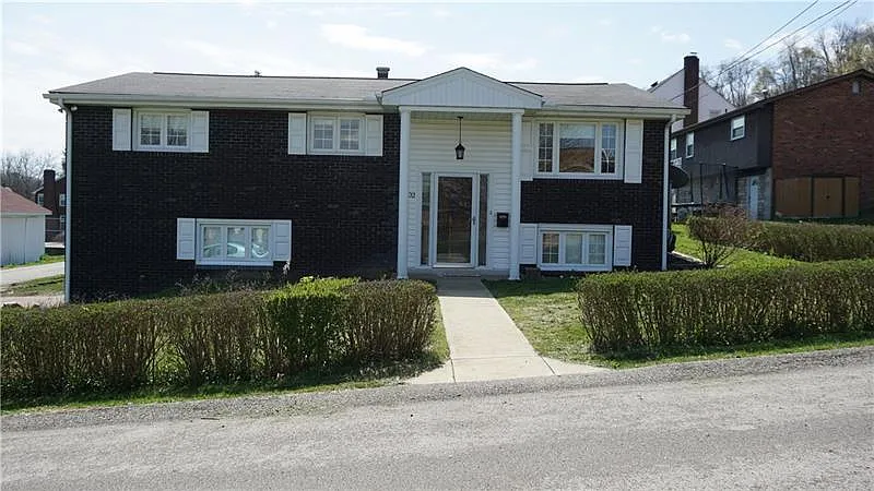 2602 Myers Ln photo 1