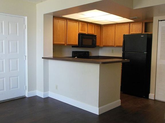 4th image of 728 Executive Center Dr #5-27-27
