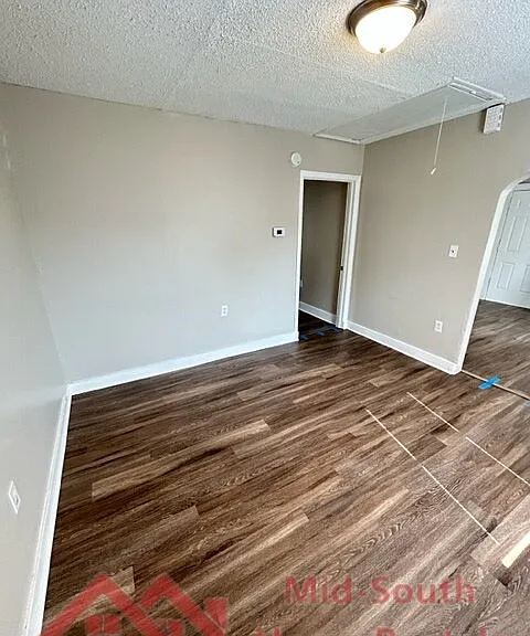 253 Silverage Ave — Photo 4