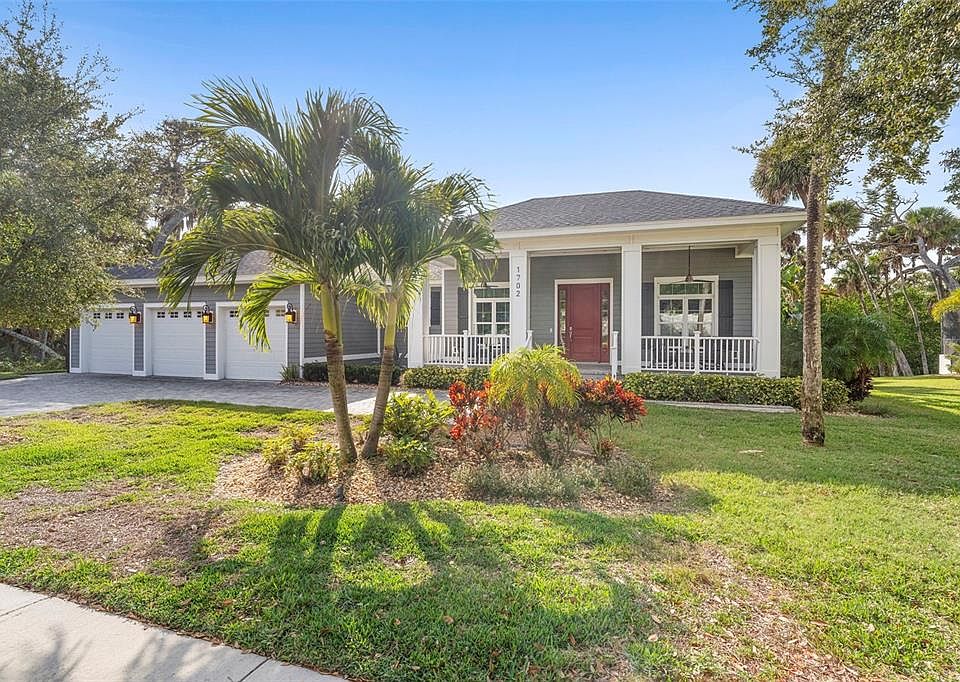 1st image of 1702 SAXON DRIVE