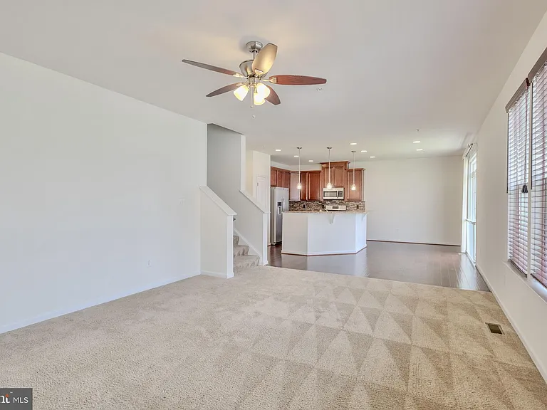 43699 Sweetbay St — Photo 10