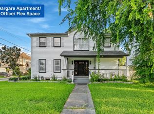 4401 Holt St, Bellaire, TX 77401