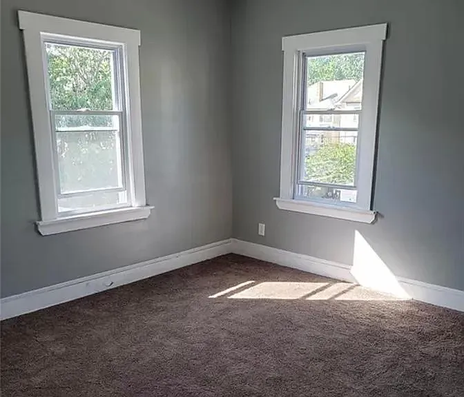 10716 Florian Ave — Photo 3