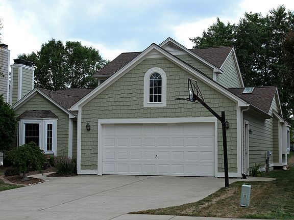 4th image of 842 Hathaway Dr