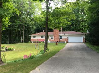 1061 Shady Brook Ln, Gaylord, MI 49735
