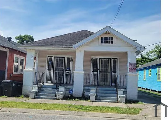 1712 Abundance St
