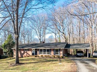 648 Friar Tuck Rd, Winston Salem, NC 27104