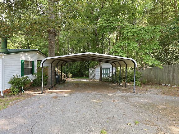 4th image of 13816 Labaron Dr