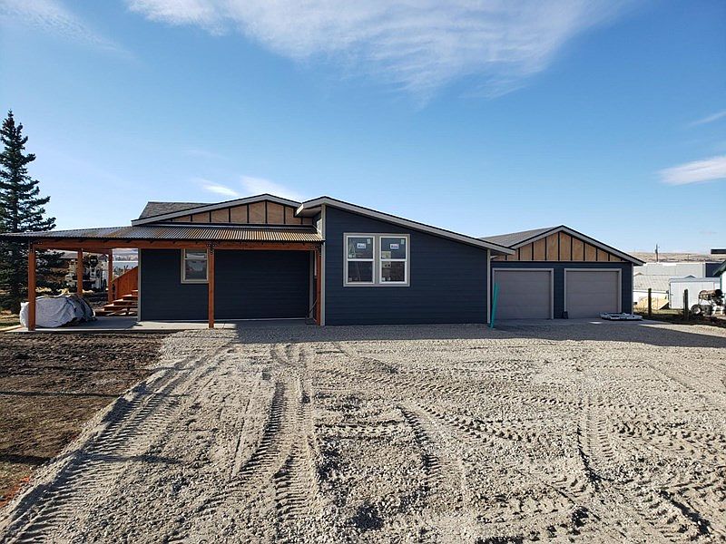 1st image of 605 Table Mountain Dr