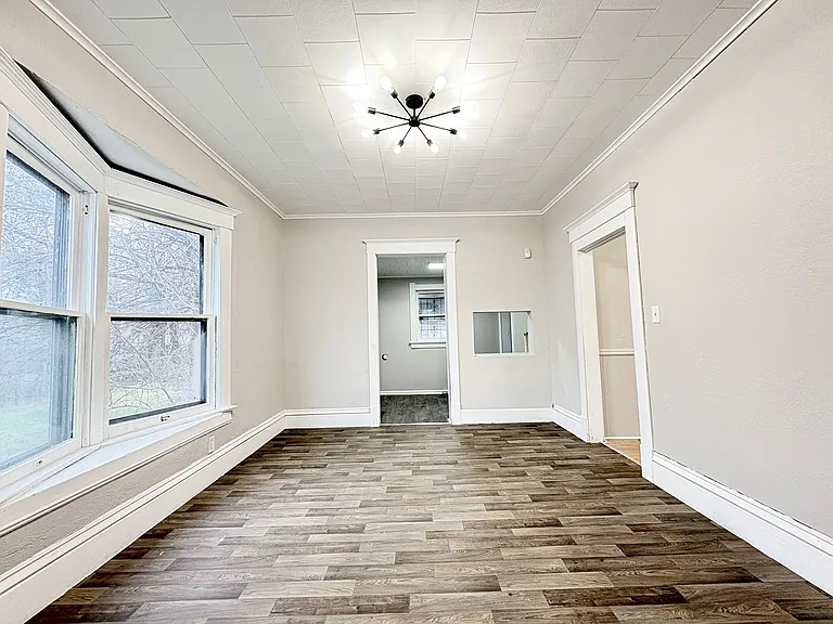 119 Winthrop St — Photo 6