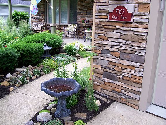 Walkway to front door 