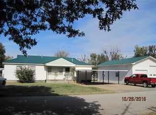 400 N Walnut St, Commerce, OK 74339