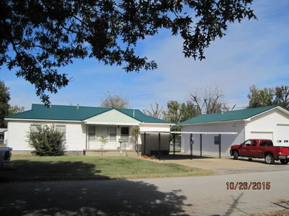 400 N Walnut St, Commerce, OK 74339