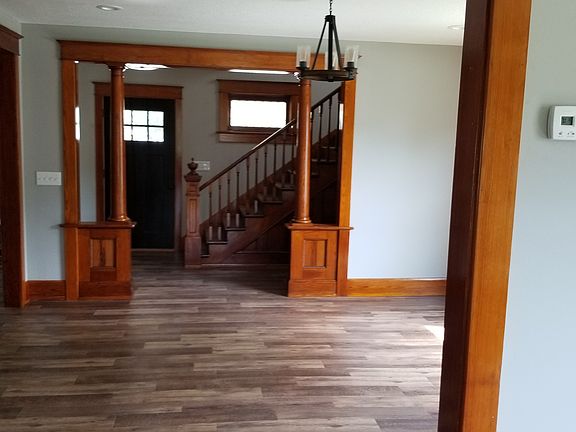 5th image of 401 W Edgerton St