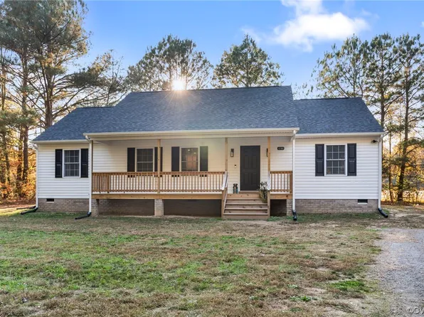 10780 Harrison Lake Dr, Charles City, VA 23030