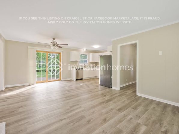 136 Oaks Dr, Gallatin, TN 37066