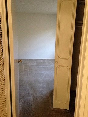 4th image of 2409 Q St APT 6