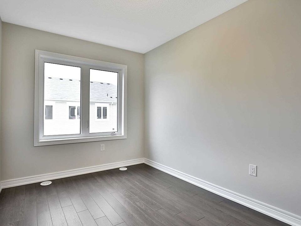1st image of 11 Snowberry Ln