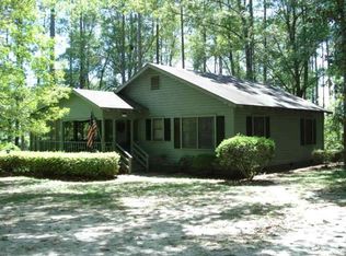 39 Lake Point Ln, Thomasville, GA 31757