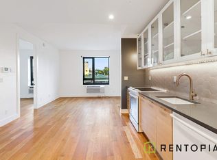 11 Jackson St #3L, Brooklyn, NY 11211