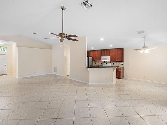 4th image of 12024 Roma Road