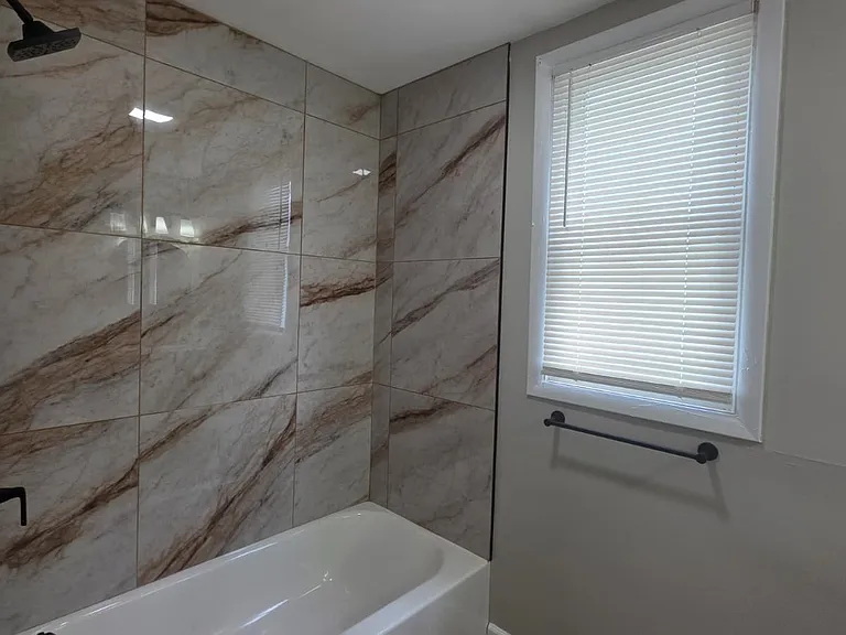 387 Blatchley Ave #1 — Photo 7