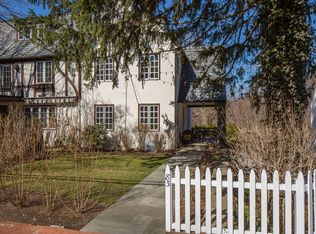 83 Kensington Rd, Bronxville, NY 10708