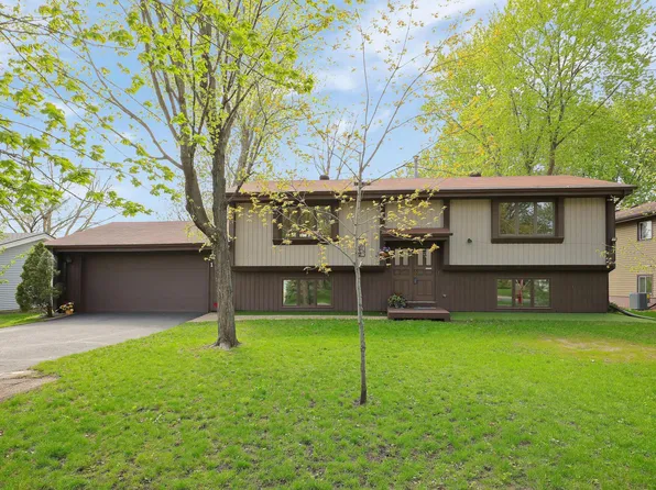 10510 Fillmore St NE, Blaine, MN 55434