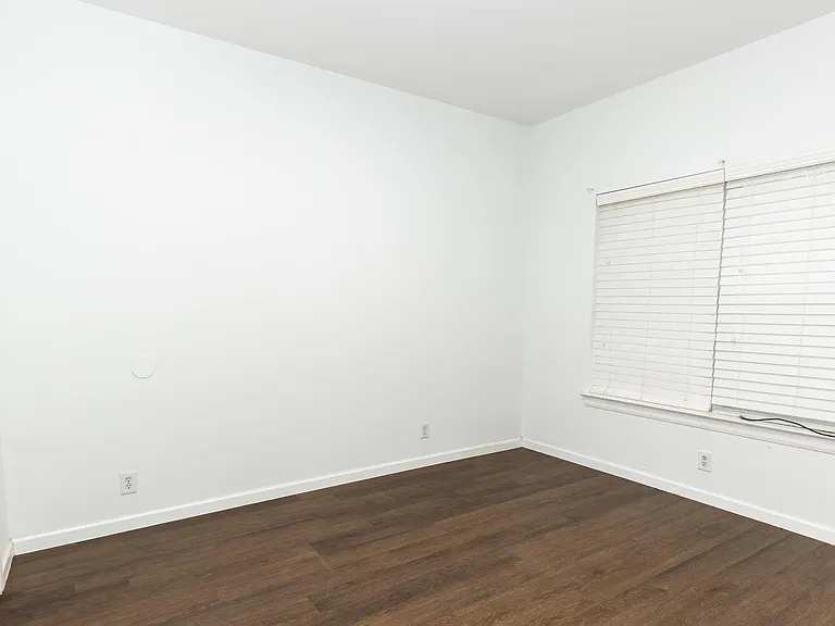 4107 Saint Charles Bay — Photo 17