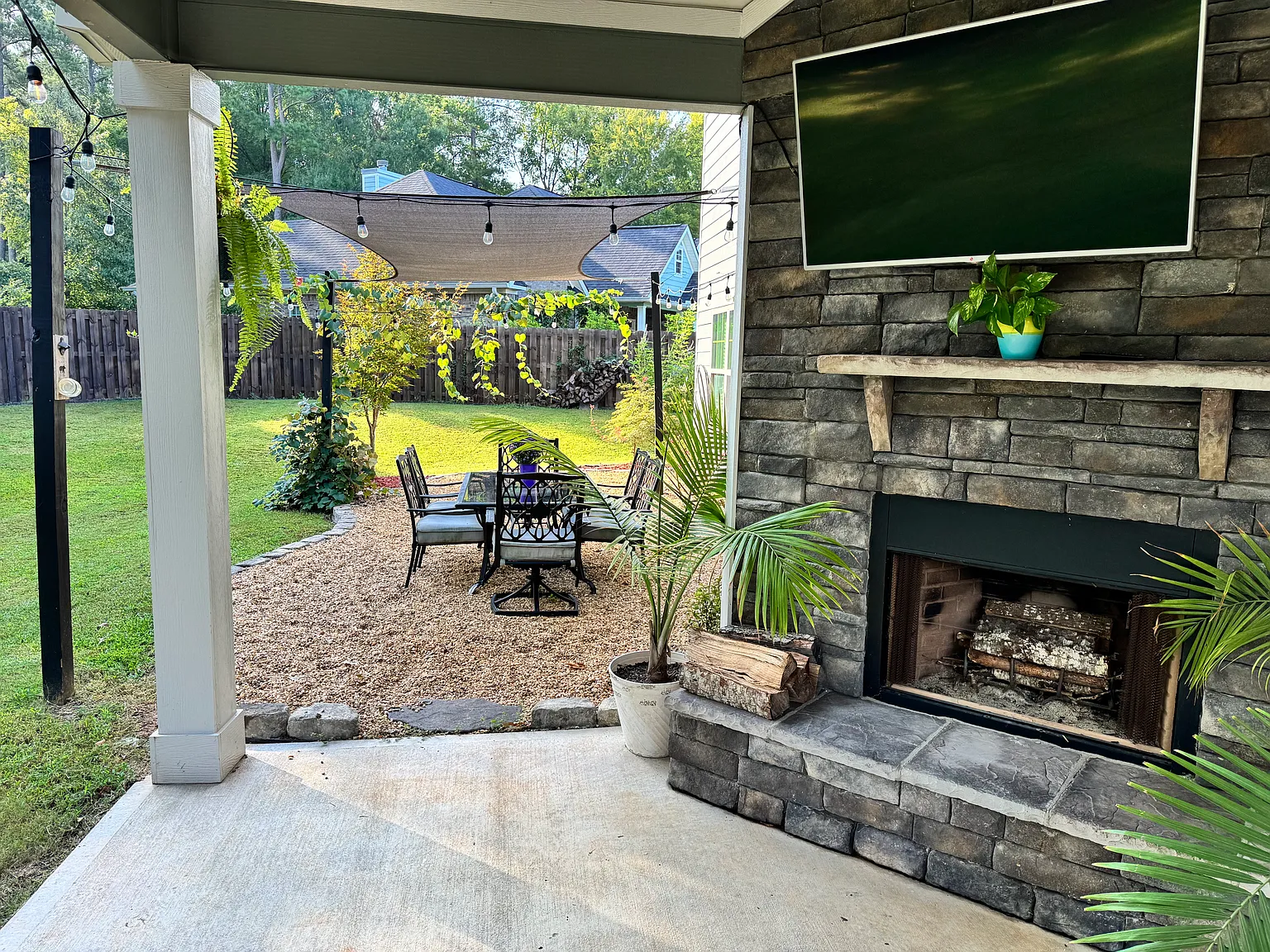 5 bed, 3282 sqft, $3,150 — Photo 2