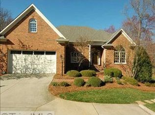 1205 Thornhill Ln, Winston Salem, NC 27106