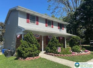 216 Blaine St, Bangor, PA 18013