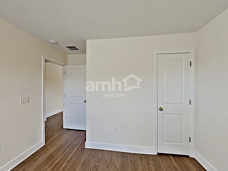 2429 Park Ave — Photo 18