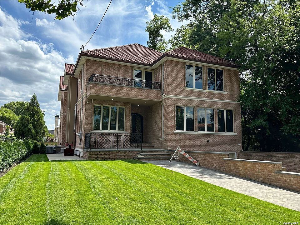 14446 Boulevard, Malba, NY 11357 Zillow