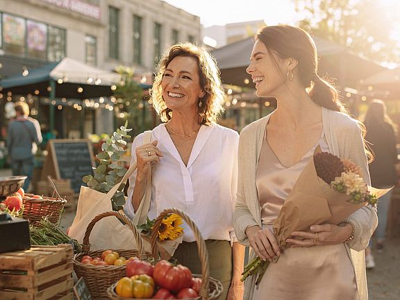 Deerwood Heights by Trumark Homes in San Ramon, CA I Farmers Market at City Center