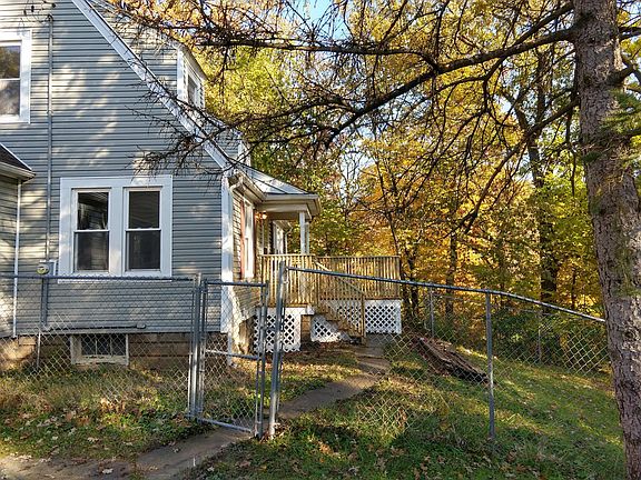 4th image of 245 Woodruff St