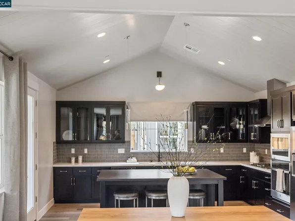 2020 Wine Country Ave, Napa, CA 94558