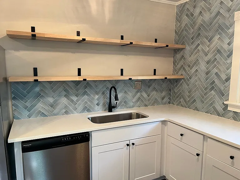 340 Josephine St #B — Photo 2