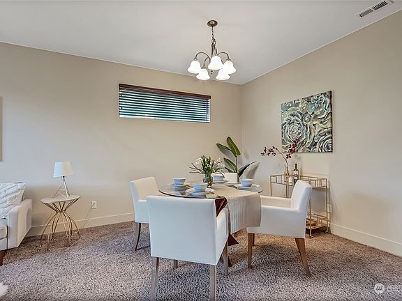 3rd image of 8203 207th Street E