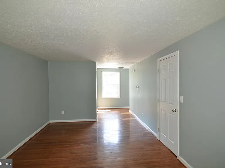 17312 Amity Dr — Photo 14