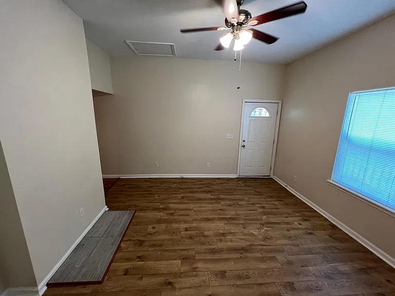 763 Lynwood Ave #B — Photo 21