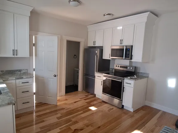360 Elm St Unit 1, Biddeford, ME 04005