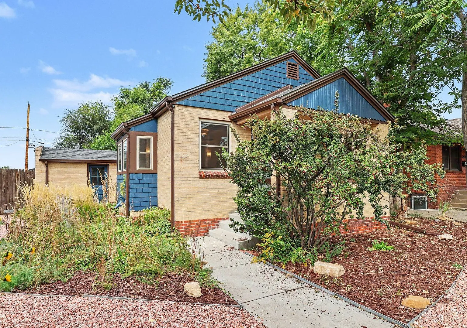 Charming 3BR/2BA Historic Home | Finished Basement & Enclosed Backyard — Photo 2