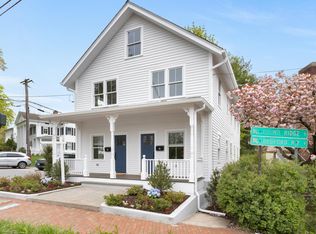56 Main St #B, New Canaan, CT 06840